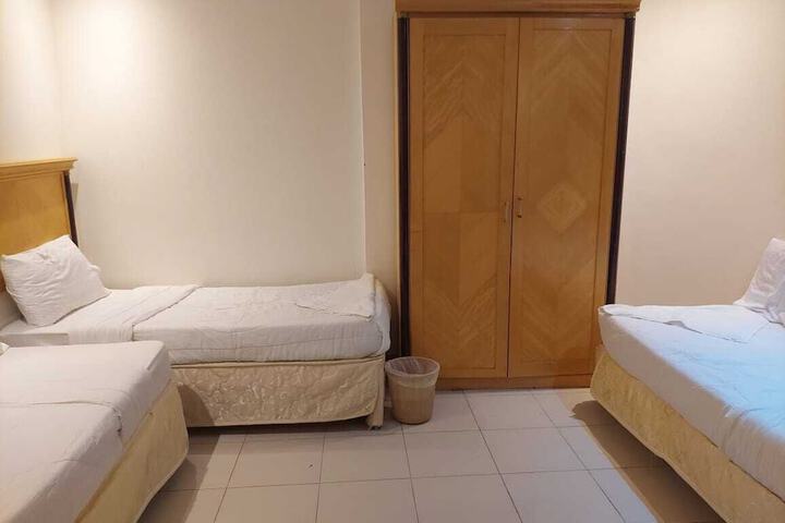 Room 6 of 15