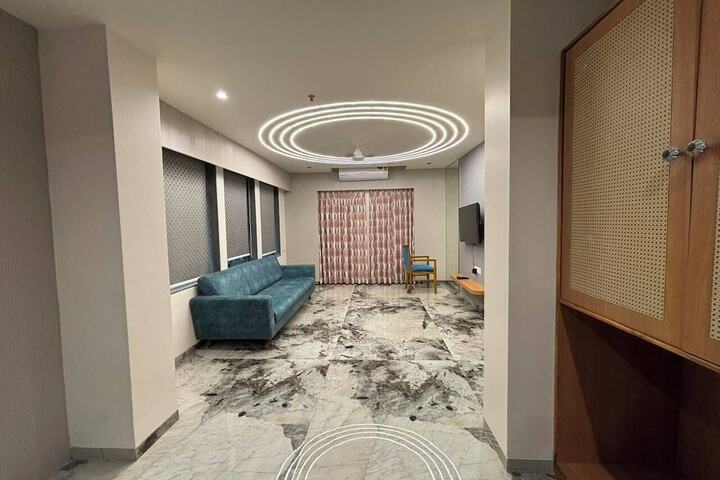 Room 25 of 121