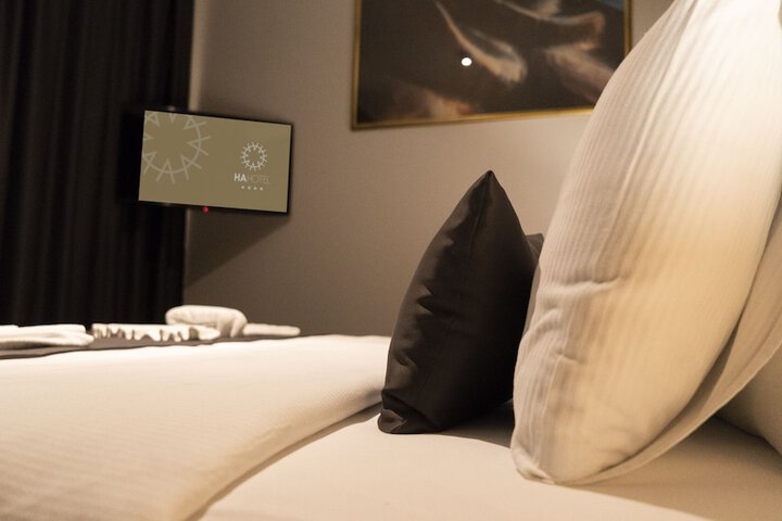 Room 40 of 75