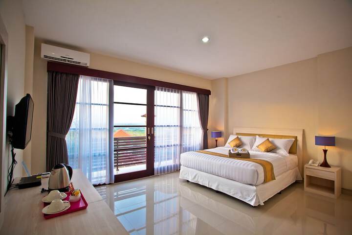 Room 9 of 38