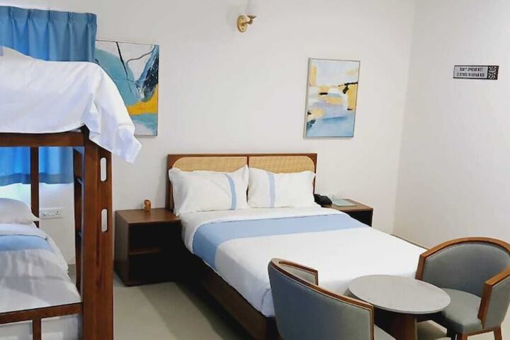 Room 3 of 31