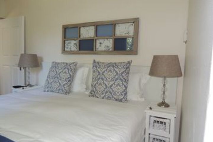 Room 42 of 142