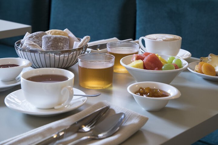 Breakfast/Coffee Service 39 of 44