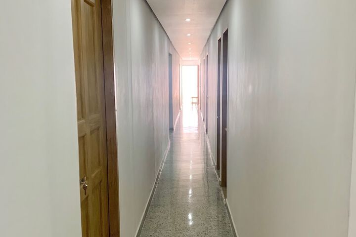 Ballroom/Hall 17 of 18