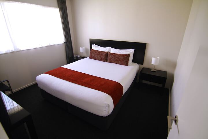 Room 5 of 34