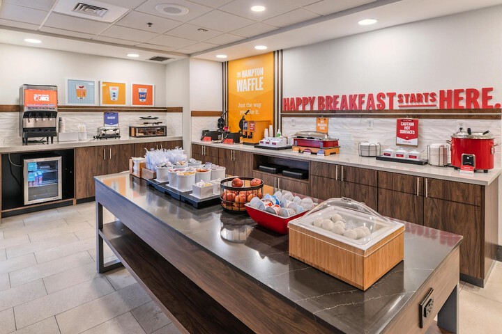 Breakfast/Coffee Service 43 of 50