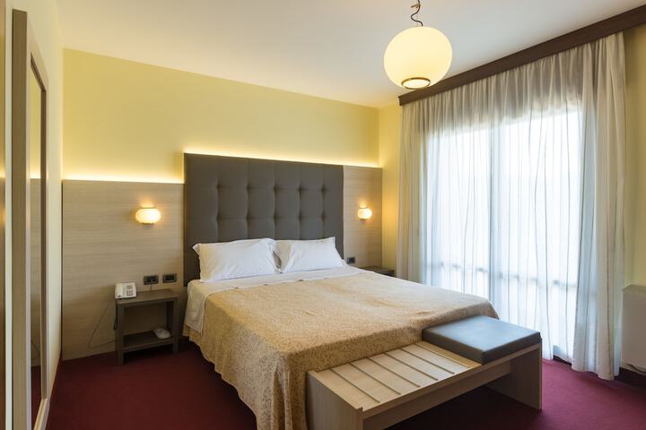 Room 12 of 45