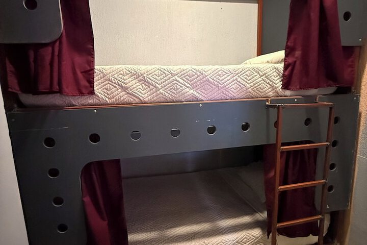 Room 12 of 28