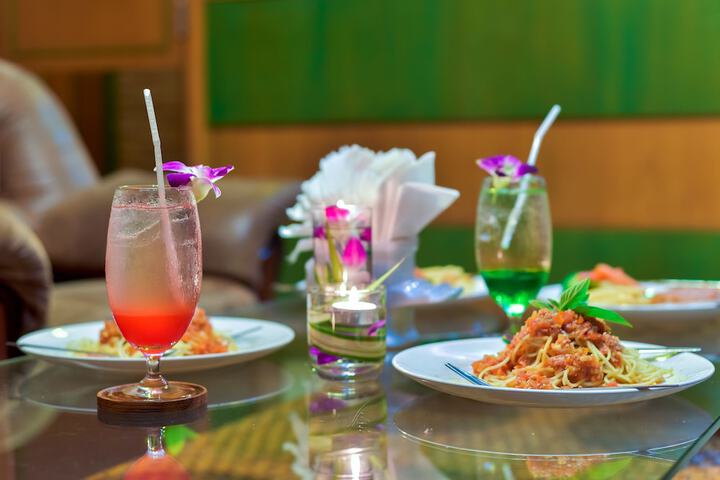Dining Photos