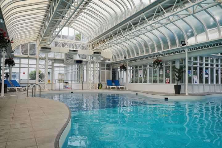 Hotel with Pool