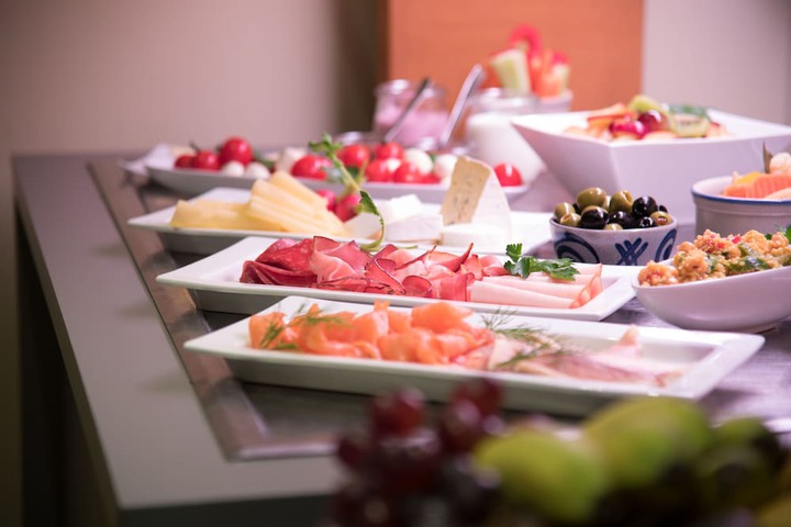 Dining Photos