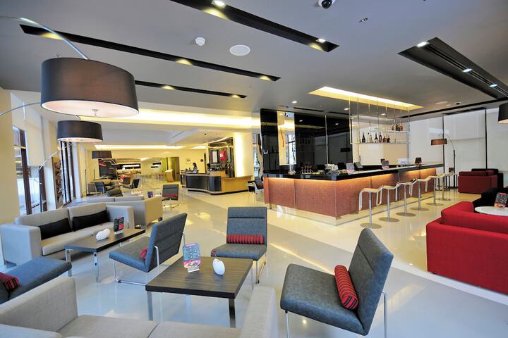 Lobby sitting area