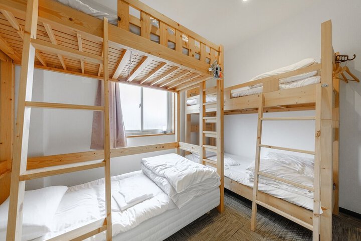 Room 13 of 54