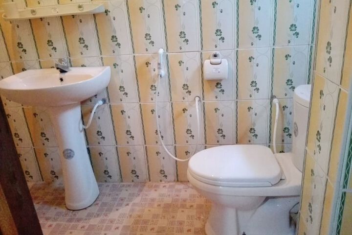 Room 15 of 28