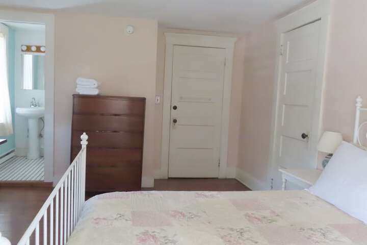Room 14 of 42