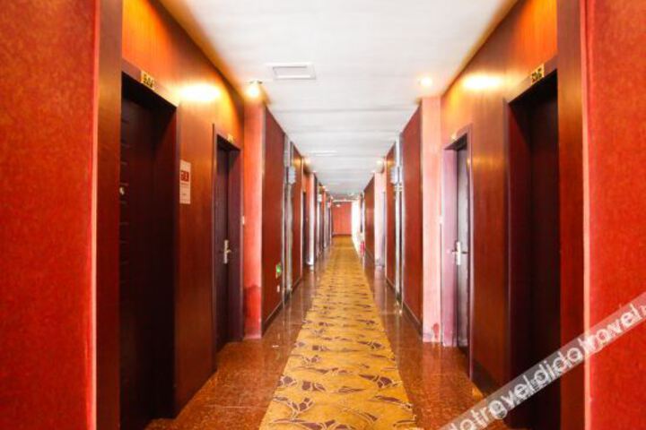 Hotel Interior 5 of 13
