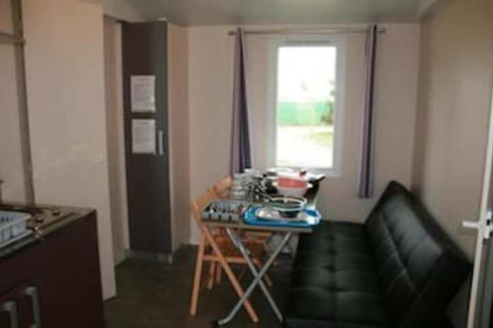 Room 10 of 87