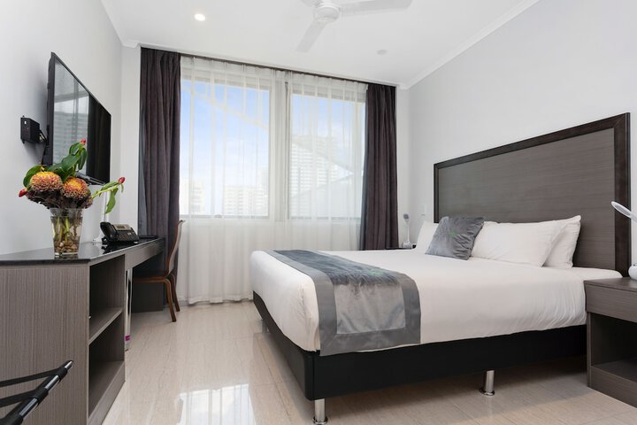 Room 5 of 27