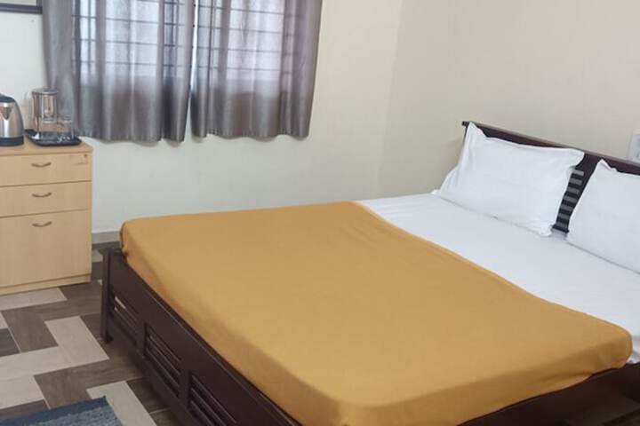 Room 15 of 22