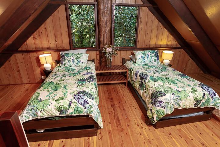 Room 3 of 25