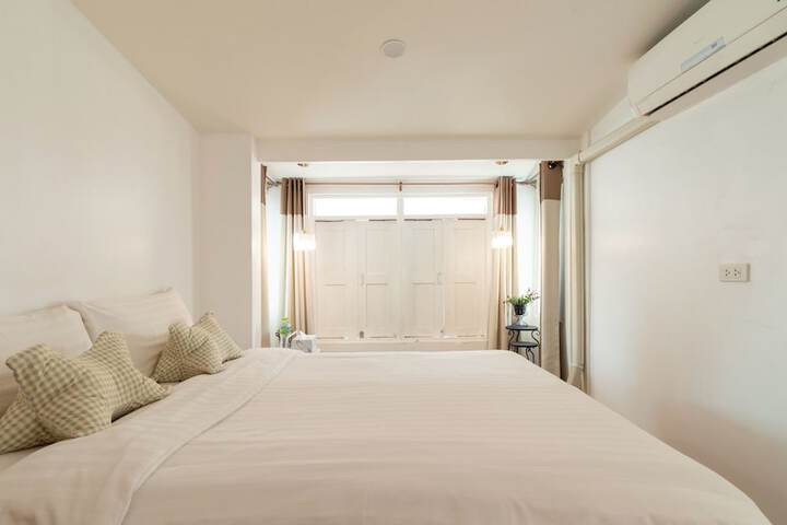 Room 20 of 64