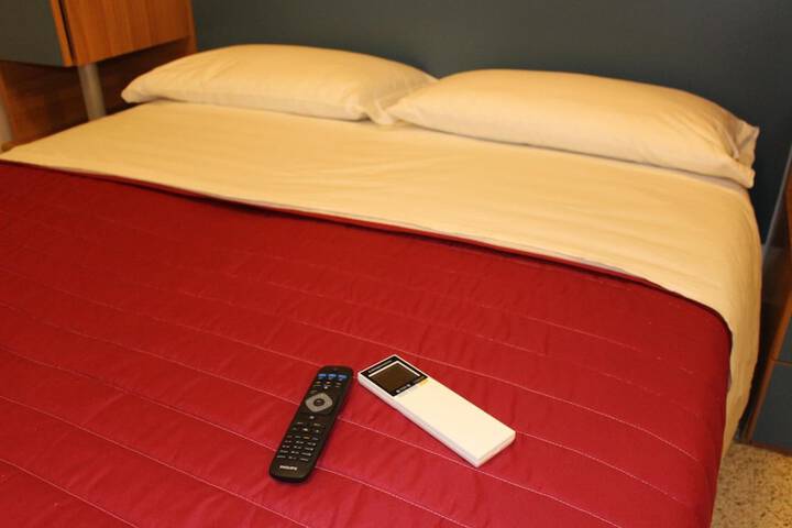 Room 14 of 46