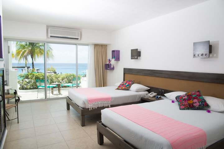 Room 5 of 119