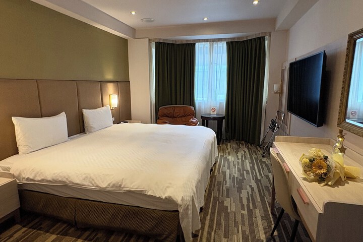 Room 15 of 74