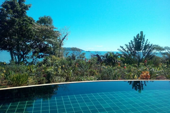 Pool 35 of 58