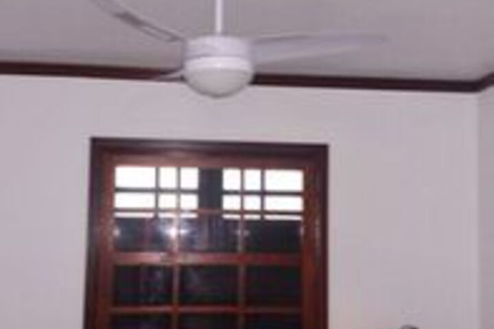 Room 18 of 42
