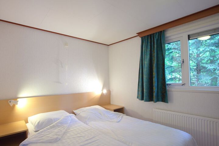 Room 2 of 29