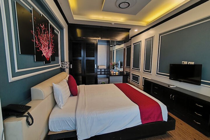 Room 14 of 86