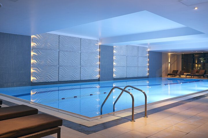 Hotel Pool