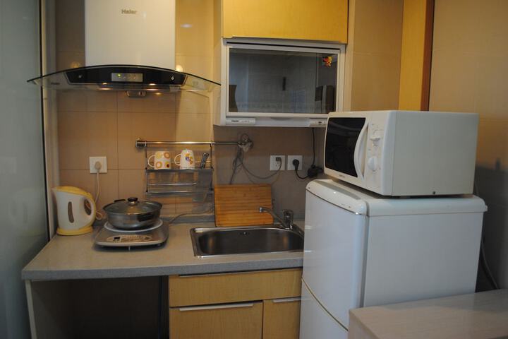 Room 6 of 172