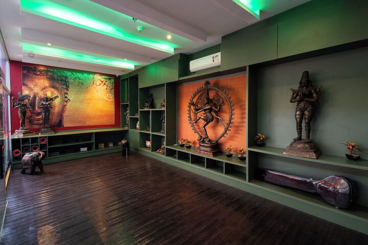Ballroom/Hall 40 of 43