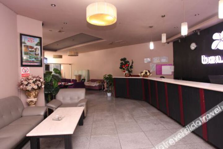 Hotel Interior 9 of 40