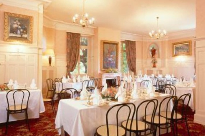 Restaurants
