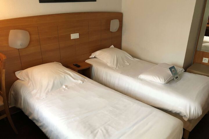 Room 21 of 73