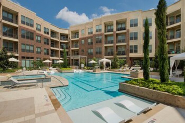 Pool 32 of 40