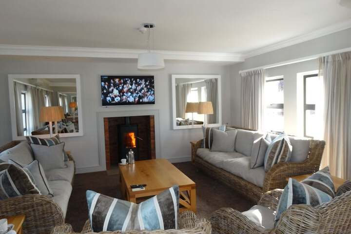 Room 14 of 25