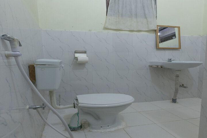 Room 1 of 20