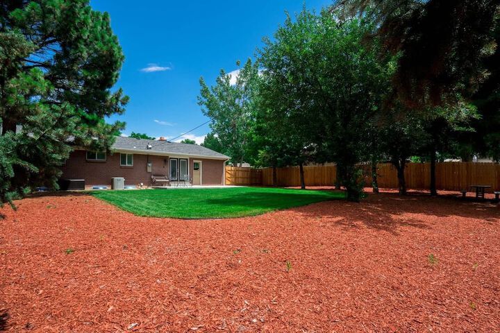 Property Grounds 15 of 17