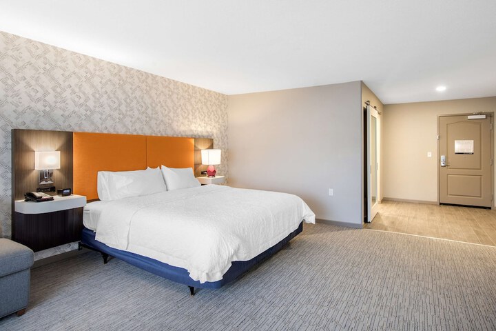 Room 19 of 46