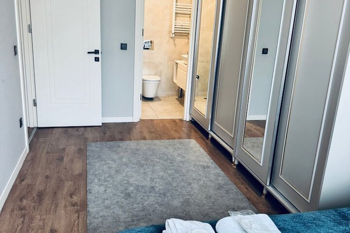 Room 35 of 115
