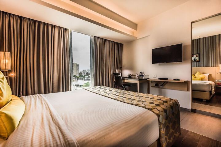 Room 10 of 49