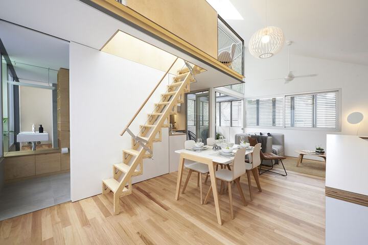 Room 15 of 24