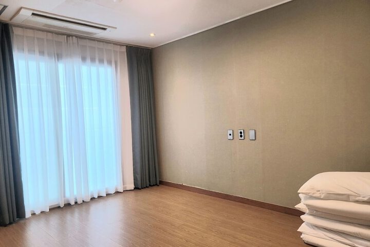 Room 20 of 45
