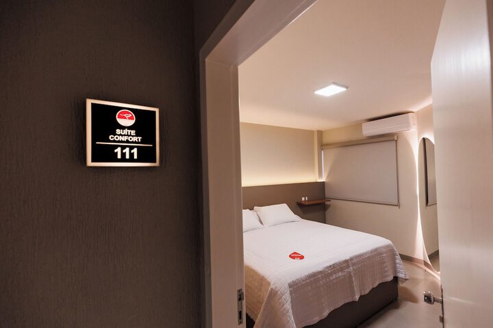 Room 19 of 67