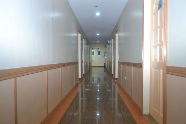 Ballroom/Hall 98 of 105
