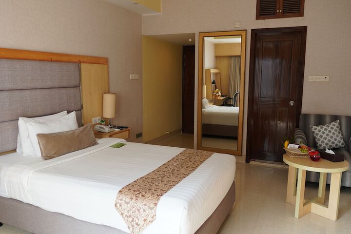 Room 16 of 61